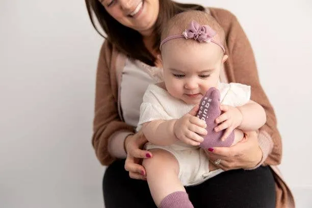 Cami - Non-Slip Baby Socks in Purple & Pink Colors