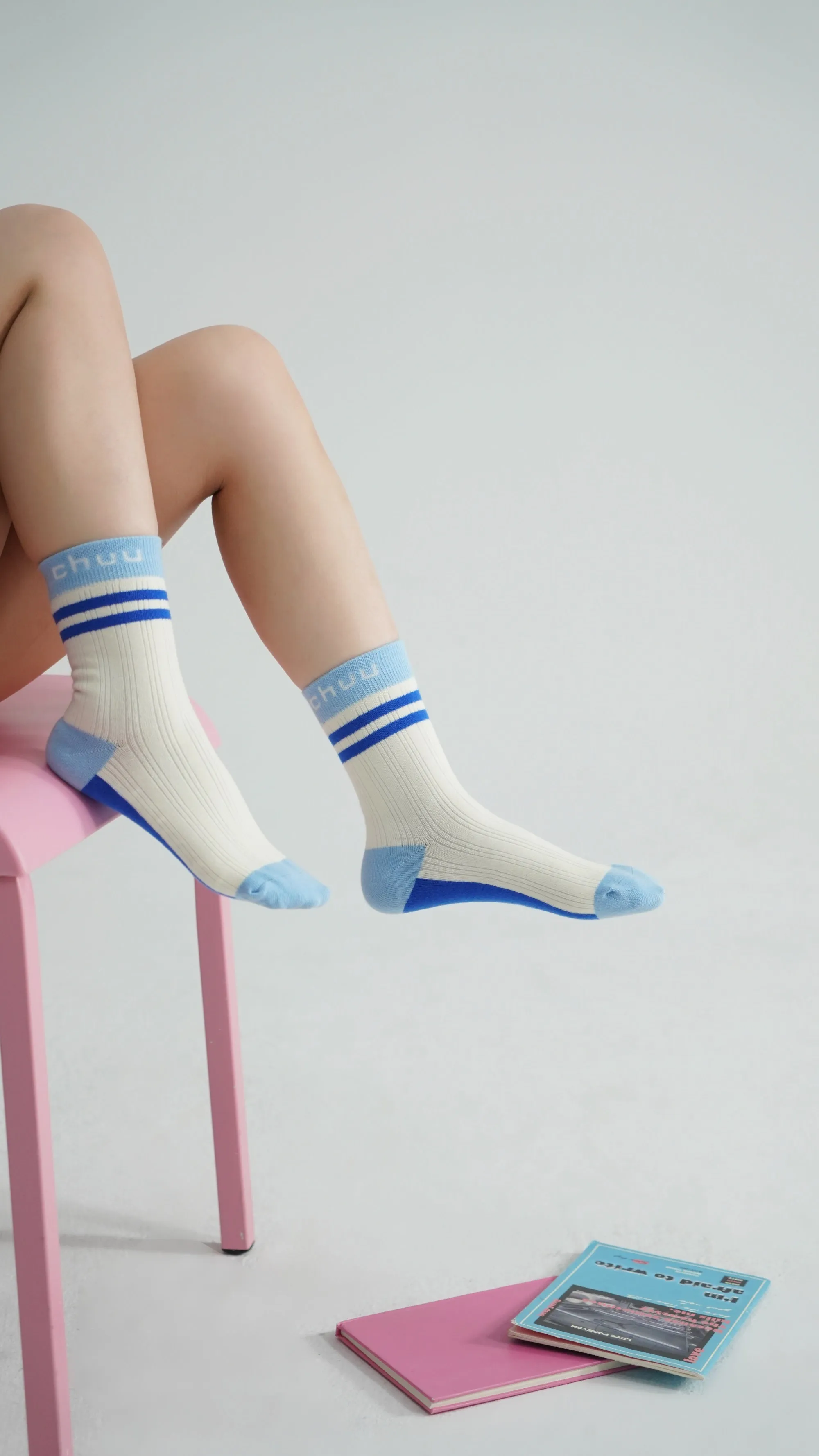 Color Logo High Socks